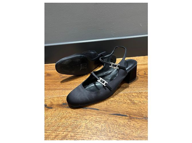 Hermès Jackie 50 Slingback in raso nero - vista 10