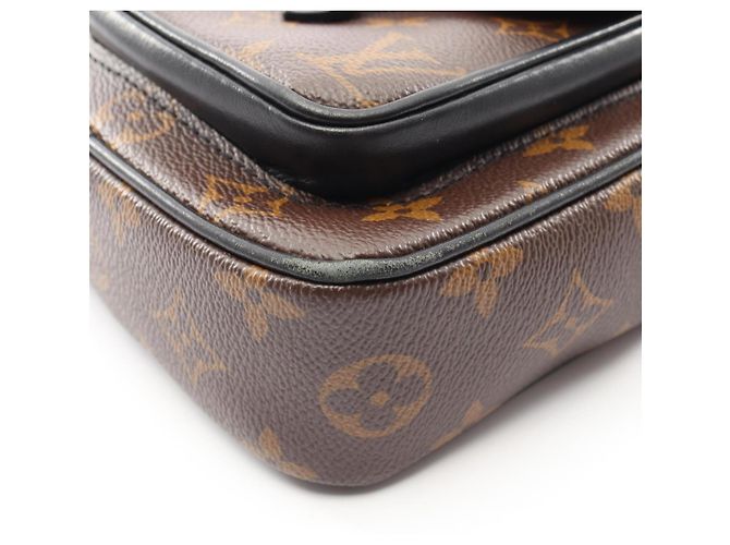 Portafoglio Christopher di Louis Vuitton Marrone Nero - vista 7
