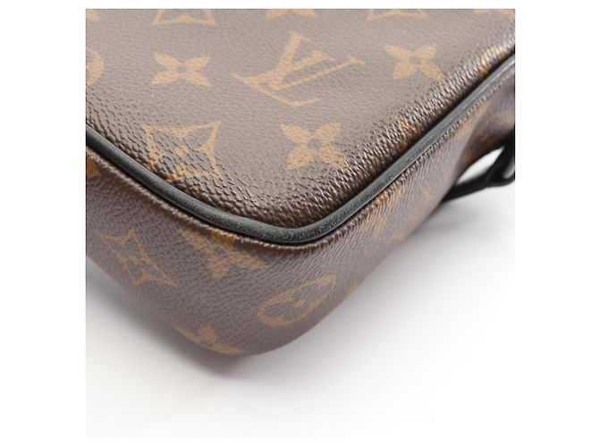 Portafoglio Christopher di Louis Vuitton Marrone Nero - vista 8