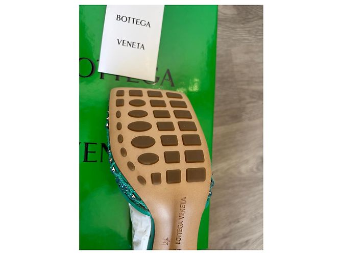 Bottega Veneta Sandali in Pelle Verde con Cristalli - vista 5