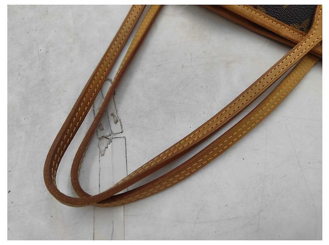 Tote Louis Vuitton Neverfull Monogram Canvas MM Marrone - vista 3
