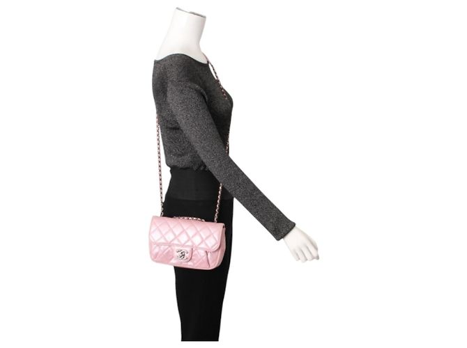 Chanel Mini Coco Flap in pelle trapuntata lucida Rosa - vista 2