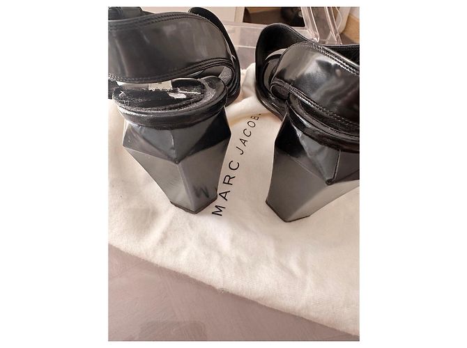 Sandali con zeppa Marc Jacobs in vernice nera Nero - vista 11