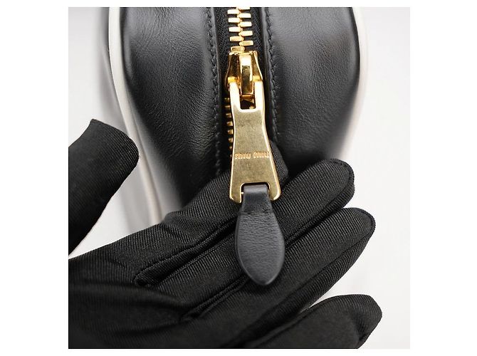 Borsa a mano Miu Miu Soft Calf Beau Nero - vista 10