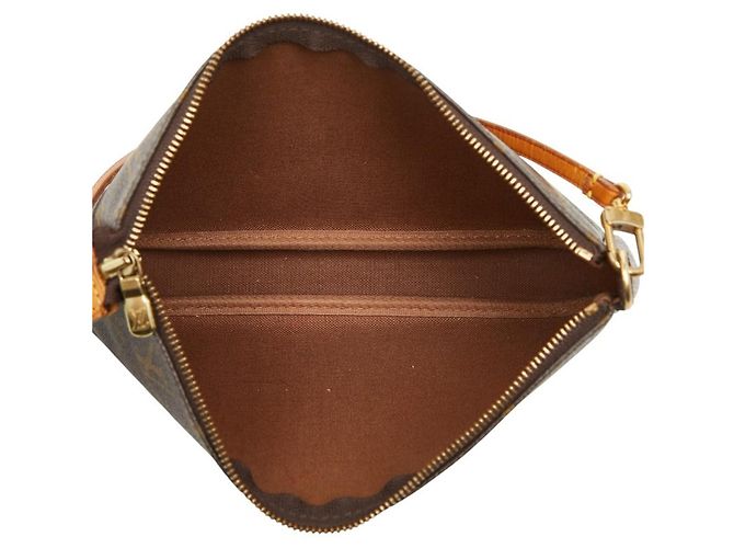 Borsa Louis Vuitton Monogram Pochette Accessoires Marrone - vista 9
