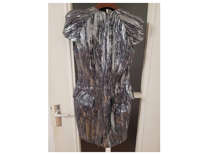 Abito Scultoreo Metallizzato Argento e Nero Alexander McQueen Silver hardware - vista 3