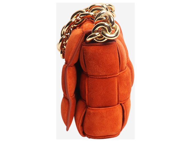 Bottega Veneta Bolsa Cassette acolchoada em camurça laranja - vista 4