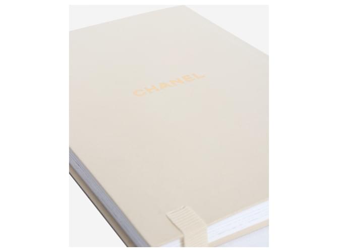 Chanel Carnet A5 Lion d'or Doré - vue 3