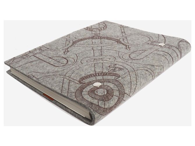 Hermès Grey Eperon d’Or felt notebook - view 2