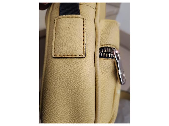 Louis Vuitton Monogram Cerises Borsa a Tracolla Pelle Gialla Giallo Monogramma - vista 10