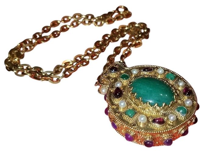 Collana Chanel Reliquaire placcata oro con smeraldo D'oro Verde - vista 5