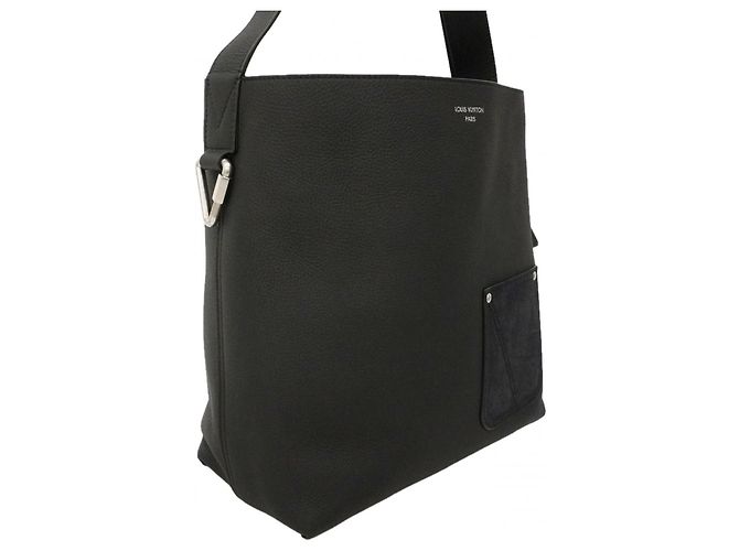 Louis Vuitton LV Touch Verso Tote M27022 Noir - vue 2