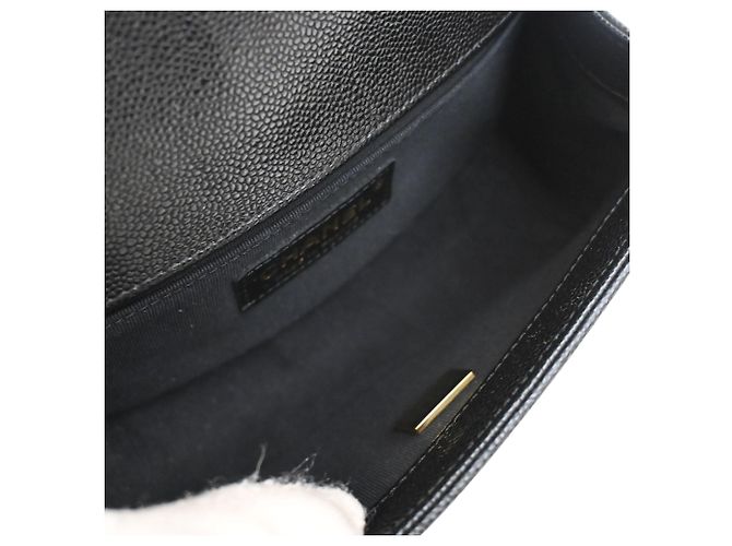Chanel Black Small Chevron Caviar Boy Flap Nero - vista 4