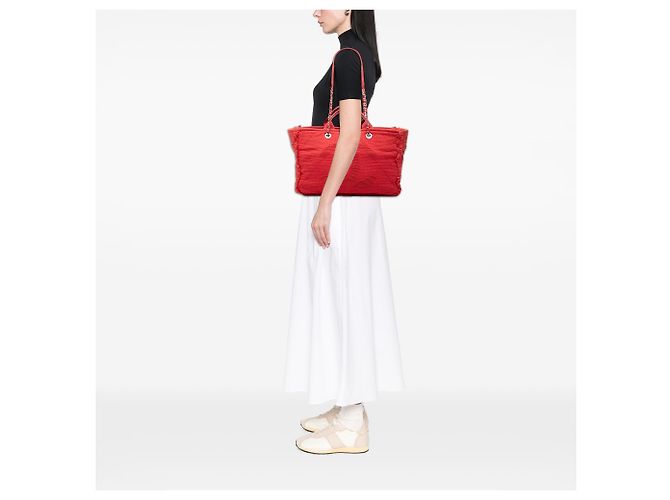 Tote Deauville Chanel Red Medium CC Quilted Canvas Double Face Rosso - vista 6