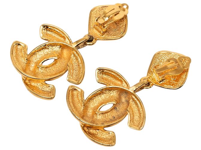 Chanel Gold CC Goldplattierte gesteppte Clip-Ohrringe Golden - Ansicht 2
