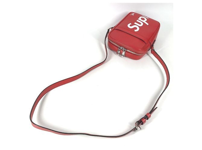 Borsa Danube PM in pelle Epi Louis Vuitton x Supreme Collaborazione Bianco Rosso - vista 7