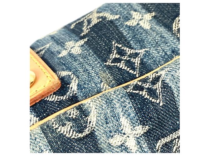 Borsa Louis Vuitton Monogram Denim Cavalier GM Blu - vista 16