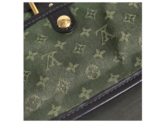 Borsa a tracolla Louis Vuitton Monogram Mini Bérangere Cachi - vista 13