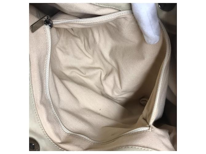 Borsa Chanel Fishnet CC Coco Mark Logo Beige - vista 12