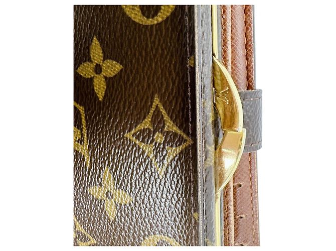 Louis Vuitton Bi-Fold Geldbörse im Monogramm Braun - Ansicht 18