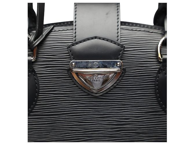 Borsa Louis Vuitton Pont Neuf GM Nero - vista 11