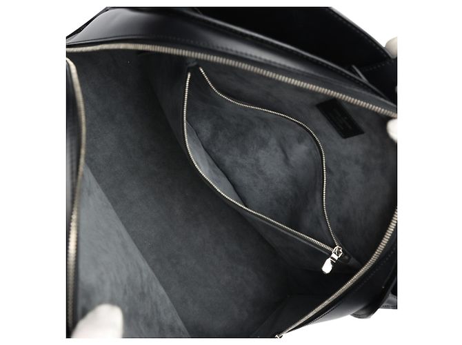 Borsa Louis Vuitton Pont Neuf GM Nero - vista 13