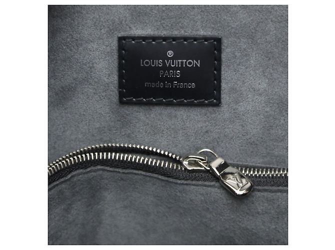 Borsa Louis Vuitton Pont Neuf GM Nero - vista 19