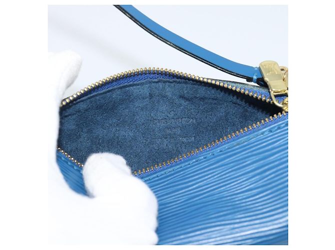 Louis Vuitton Soufflot Pochette Epi Leather Blu - vista 6