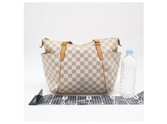Borsa Louis Vuitton Azur Totally PM Marrone Blu Beige - vista 3