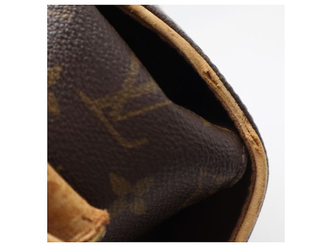 Borsa a tracolla Louis Vuitton Monogram Abbesses Marrone Beige Monogramma - vista 8