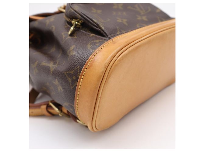Zaino Louis Vuitton Monogram Mini Montsouris Marrone Beige - vista 9