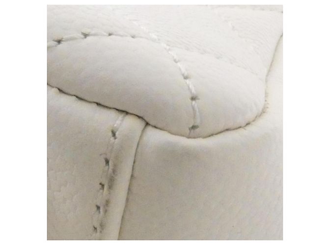 Borsa Chanel 93749 bianca in pelle di vitello martellata Bianco - vista 4