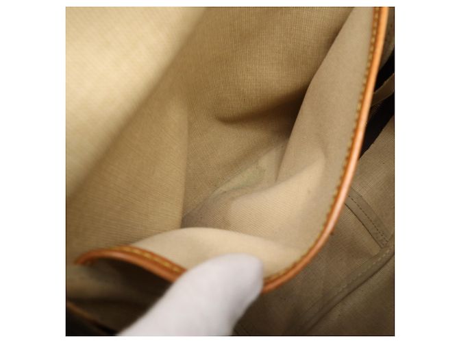 Bolso Louis Vuitton Monogram Excursion Castaño Beige Monograma - vista 13