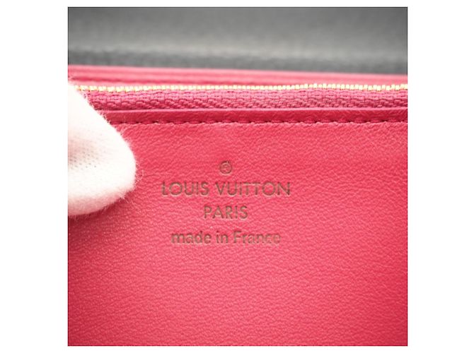 Cartera Louis Vuitton Taurillon Capucines Negro Rosa - vista 13