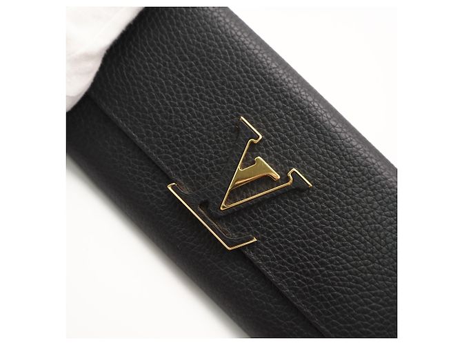 Cartera Louis Vuitton Taurillon Capucines Negro Rosa - vista 4