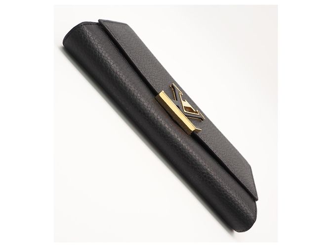 Cartera Louis Vuitton Taurillon Capucines Negro Rosa - vista 6