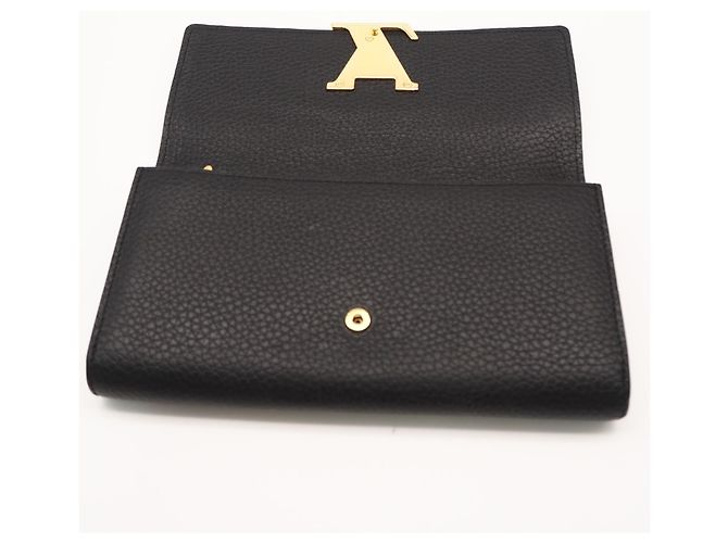 Cartera Louis Vuitton Taurillon Capucines Negro Rosa - vista 9