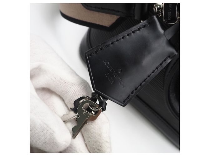 Louis Vuitton Epi Alma BB Handtasche Schwarz Beige - Ansicht 13