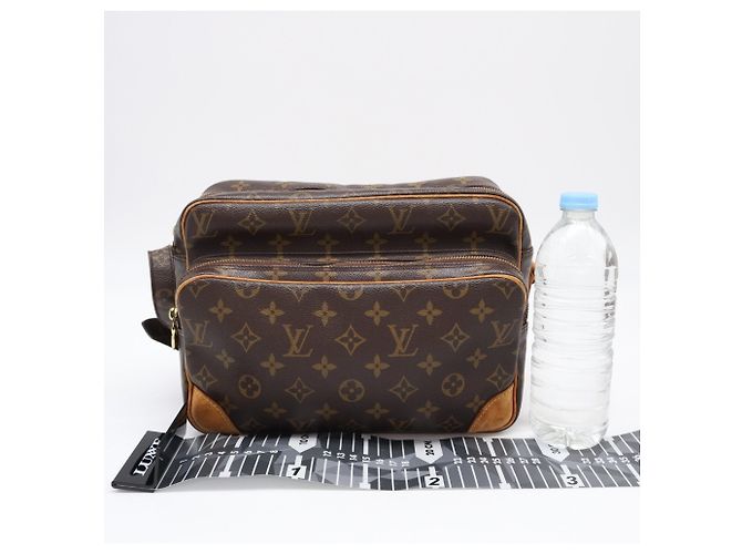 Borsa a Spalla Louis Vuitton Monogram Nile Marrone Beige Monogramma - vista 3