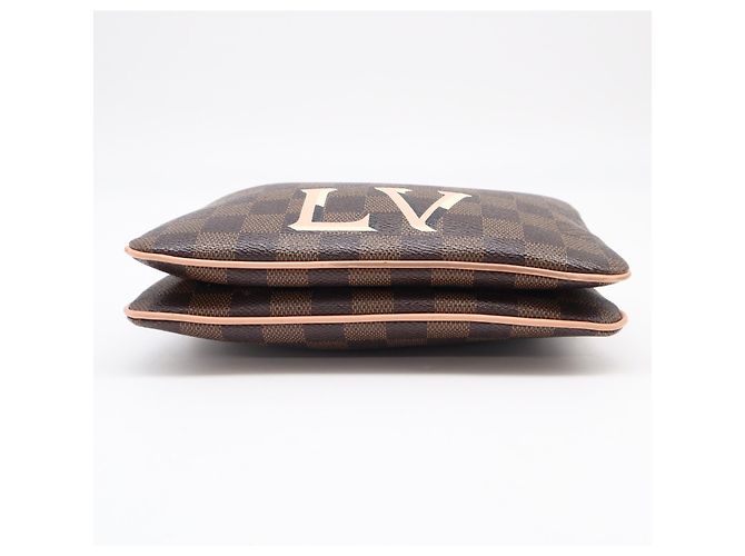 Louis Vuitton Damier Pochette Double Shoulder Bag Marrone Beige Damier ebene - vista 7