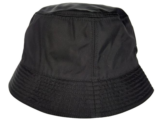 Cappello bucket in Re-Nylon Prada in nylon nero - vista 2