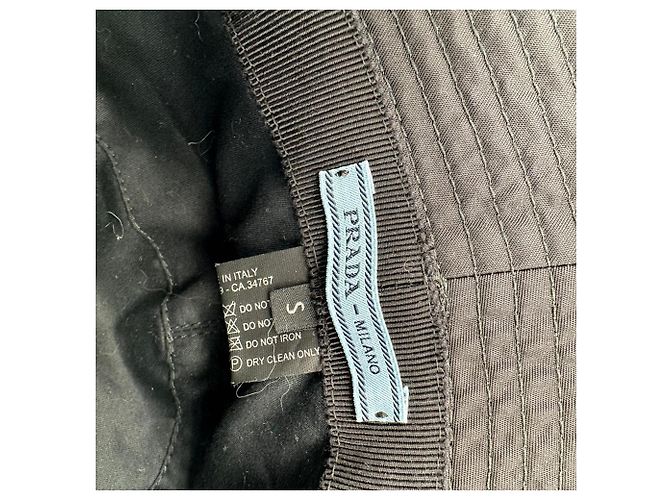 Cappello bucket in Re-Nylon Prada in nylon nero - vista 9