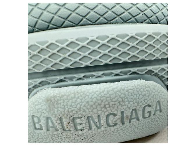 Baskets Triple S Balenciaga en polyester bleu clair - vue 10
