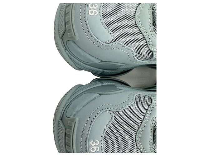 Baskets Triple S Balenciaga en polyester bleu clair - vue 6