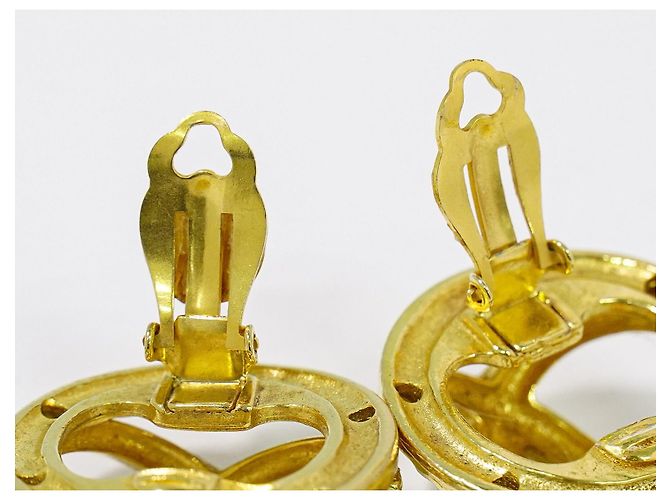 Chanel Vintage CC Round Cutout Clip-On Metal small D'oro - vista 5