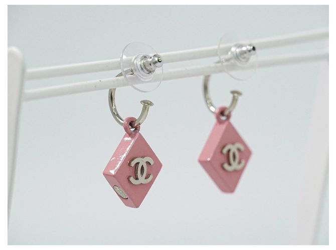 Chanel Vintage CC Goccia Quadrata in Metallo con Smalto e Pizzo Argento - vista 3