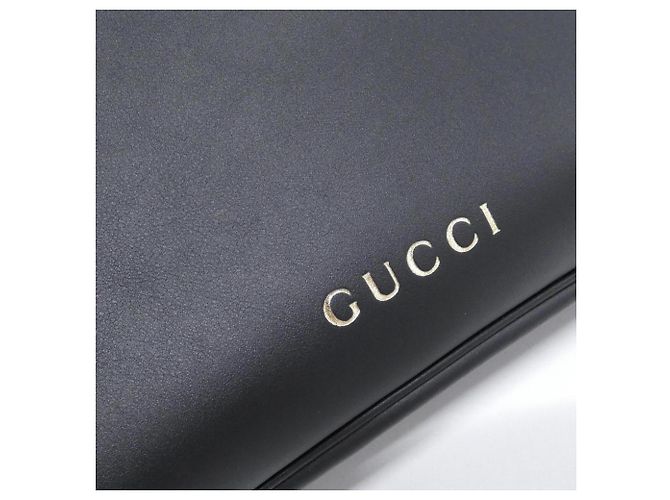Borsa a tracolla in pelle nera Gucci GG Emblem Nero - vista 6