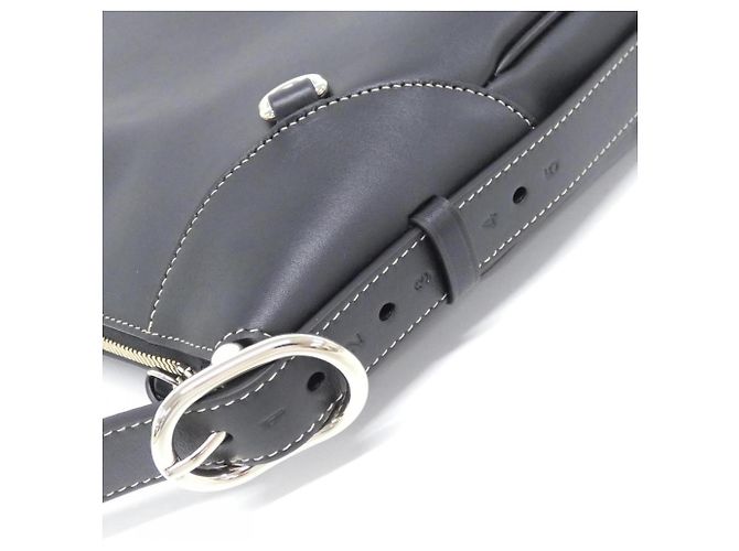 Borsa a tracolla in pelle nera Gucci GG Emblem Nero - vista 7