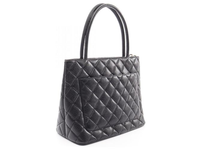 Borsa Tote Chanel Reissue in pelle di vitello martellata nera Nero - vista 2