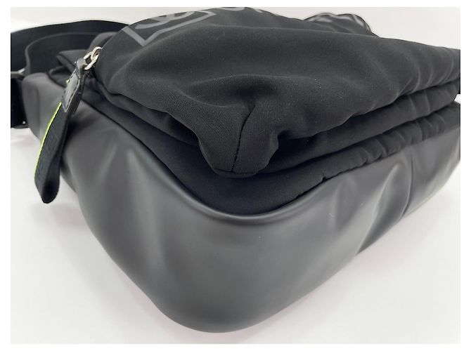 Borsa a Spalla Chanel Nylon Sport Line Nero - vista 9